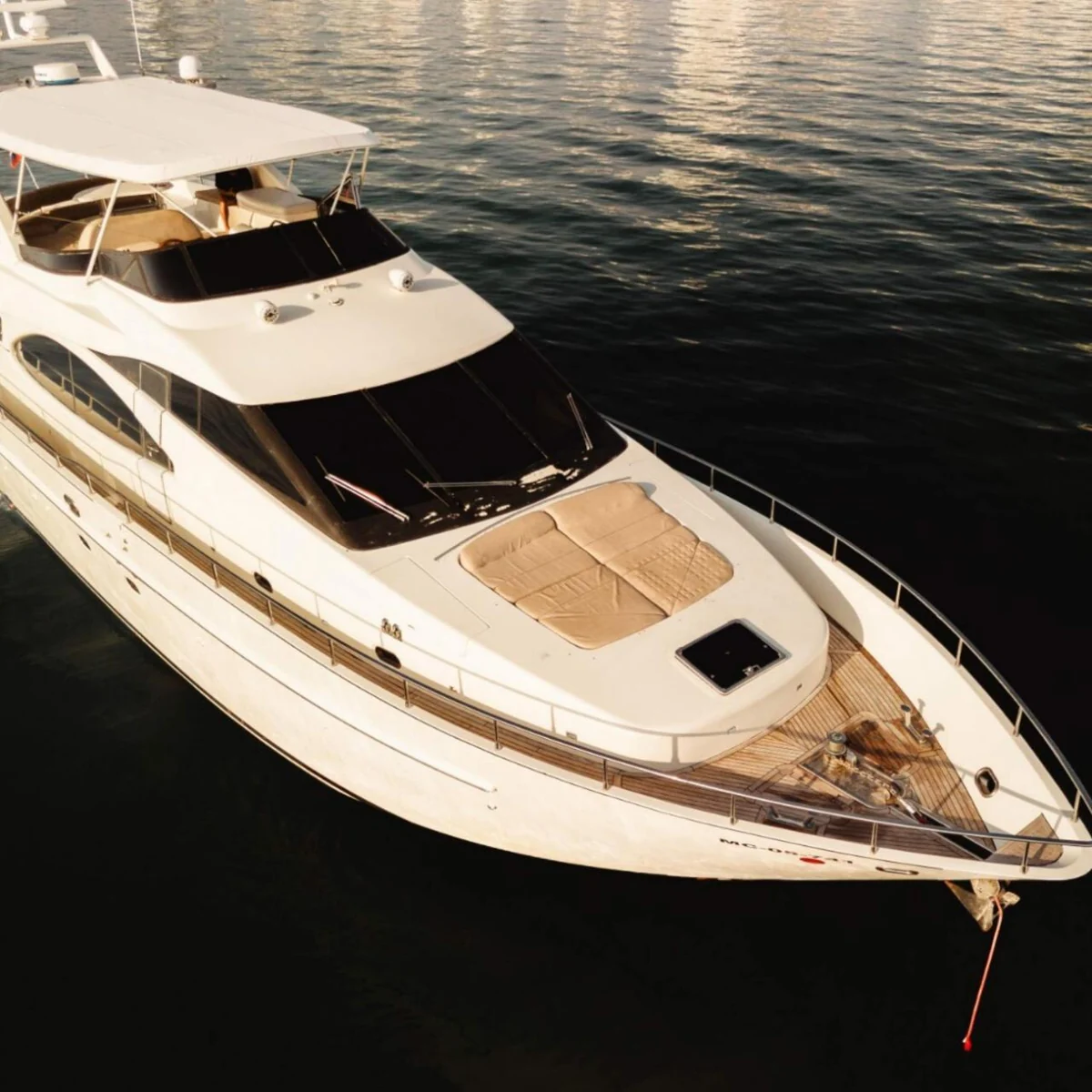 Azimut 70 del catálogo de yates de Mi Elegido VIP