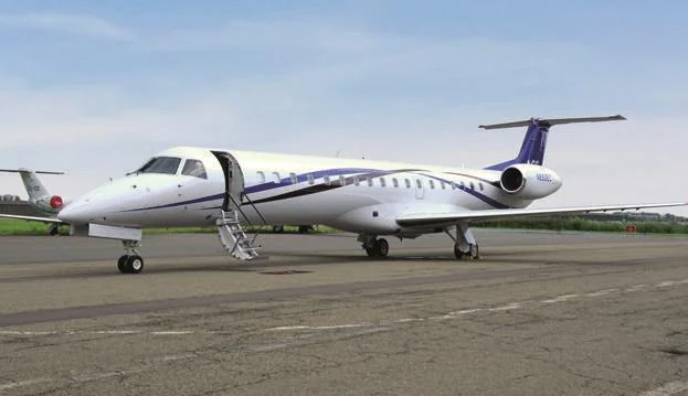 Embraer ERJ 145 del catálogo de aviones para grupos de Mi Elegido VIP