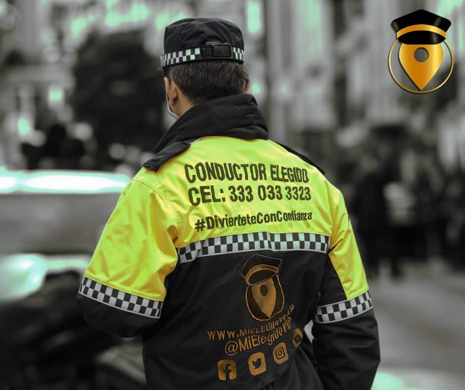 Conductor elegido Mi Elegido VIP uniformado